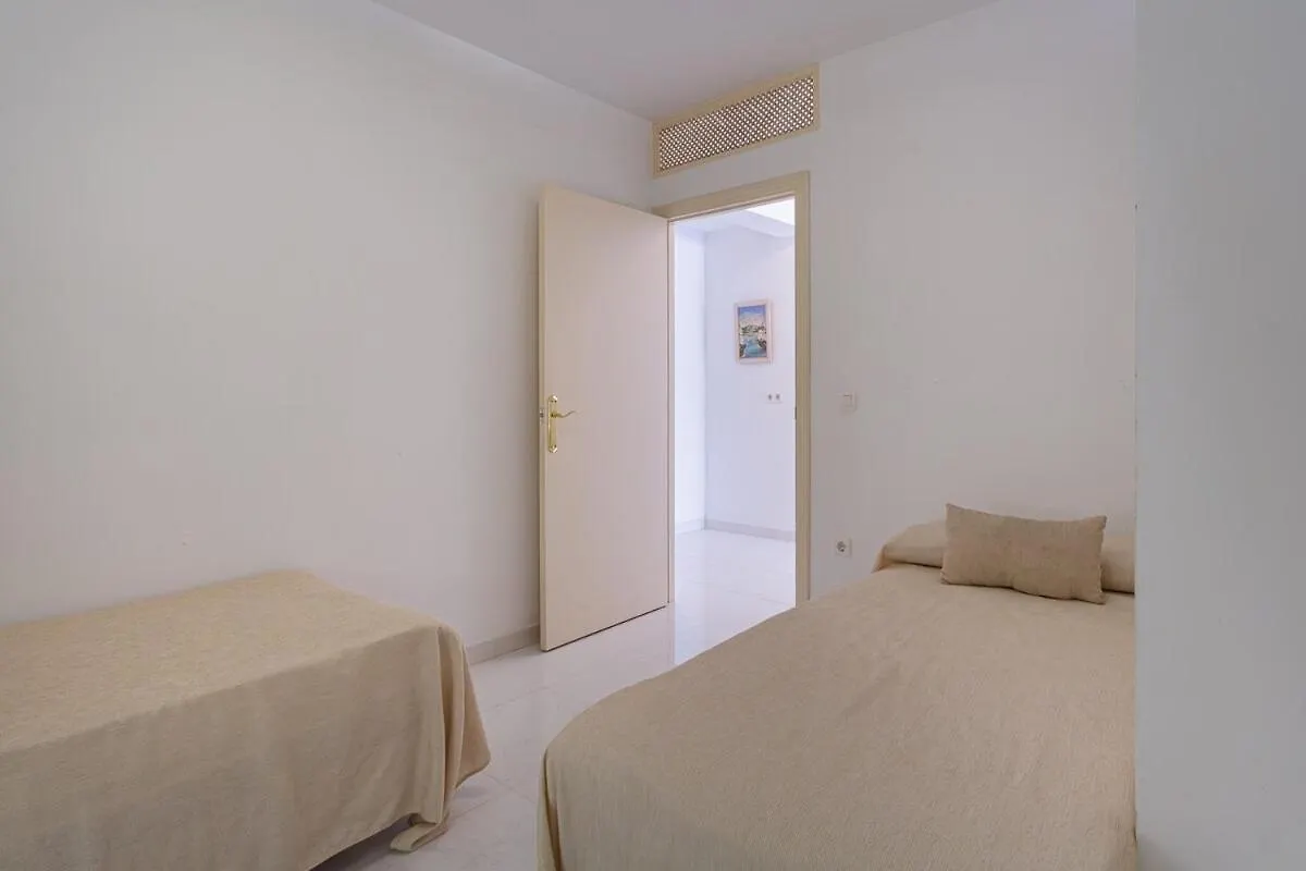 Apartamento En Paseo Del Altillo Almunecar Spain